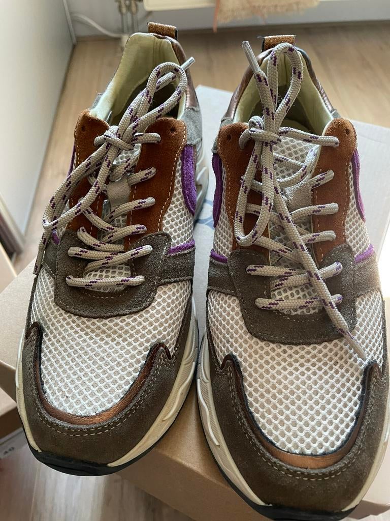 Sneakers van Sacha mt 40, Ophalen of Verzenden, Zo goed als nieuw, Wit, Sneakers of Gympen