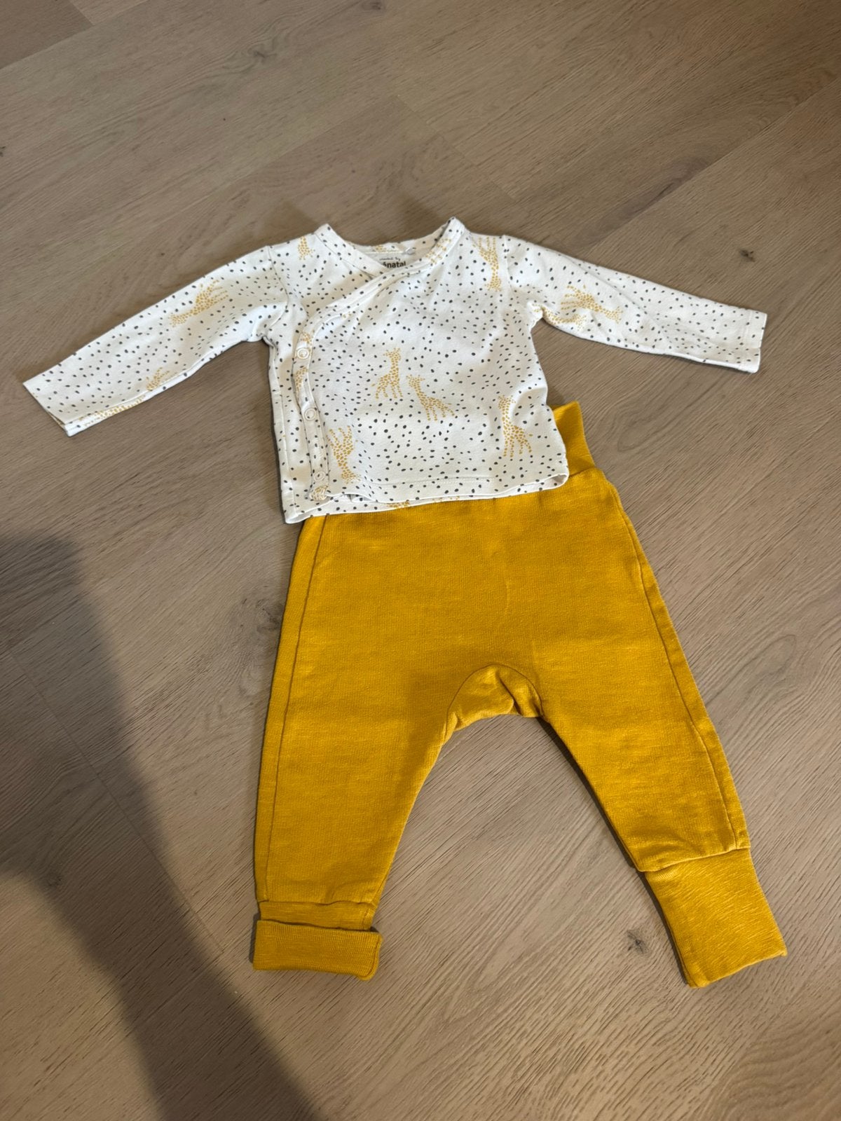 Setje Prenatal, giraffe, maat 62, Kinderen en Baby's, Ophalen of Verzenden, Zo goed als nieuw, Jongetje of Meisje, Setje