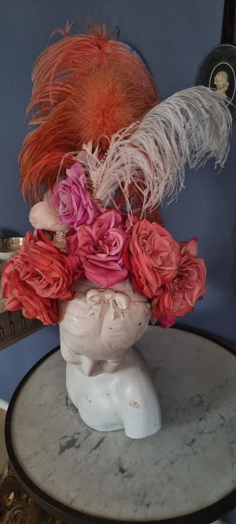 Marie Antoinette headpiece /zalmrose rozen /struisvogelveren, Maat 38/40 (M), Victorian Dolls, Ophalen of Verzenden, Accessoires