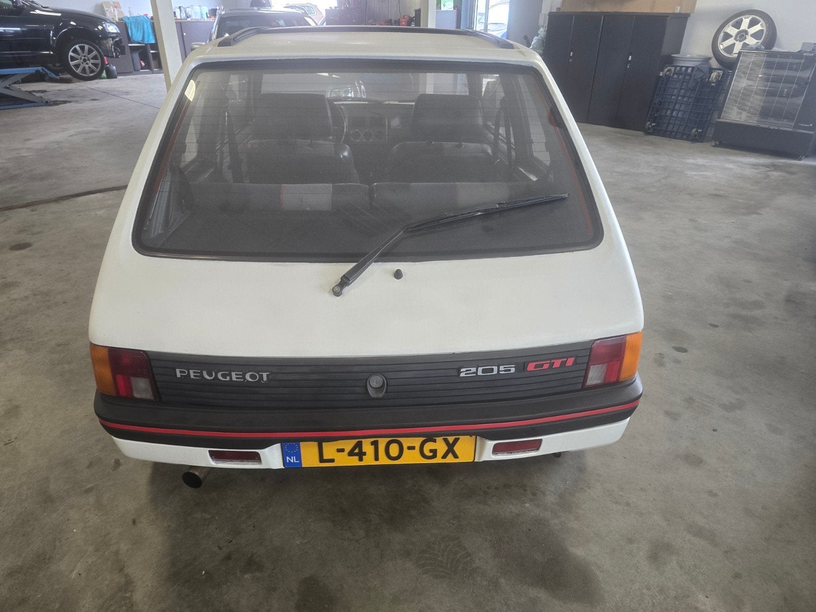 Peugeot 205 gti project Auto. lees text goed!, foto 3