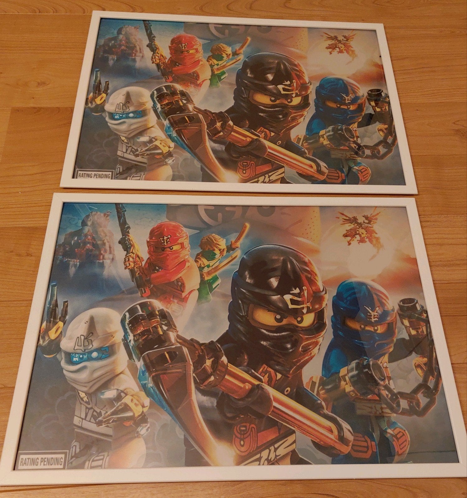 2 stoere posters LEGO NINJAGO (met witte IKEA wissellijst), Ophalen of Verzenden, Zo goed als nieuw, Wanddecoratie, Ingelijst