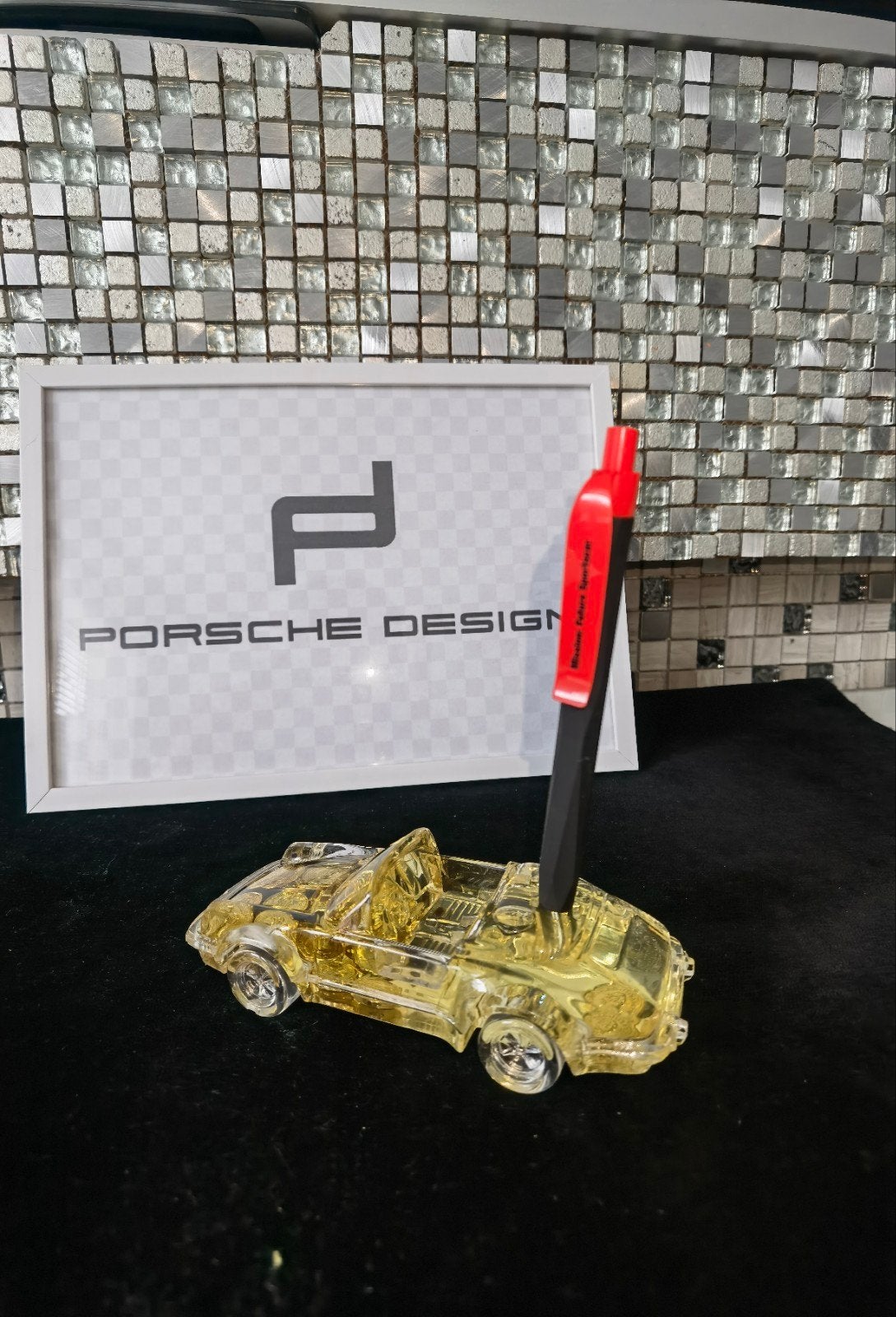 Origineel porsche pen / porsche balpen ️

Zie ook mijn and, Verzamelen, Ophalen of Verzenden, Nieuw, Balpen, Overige merken