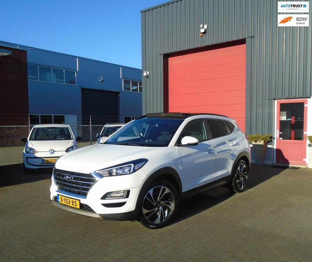Hyundai Tucson 1.6 T-GDI ComfortAutomaat,Pano,Trekhaak, Gebruikt, 4 cilinders, Wit, Bedrijf