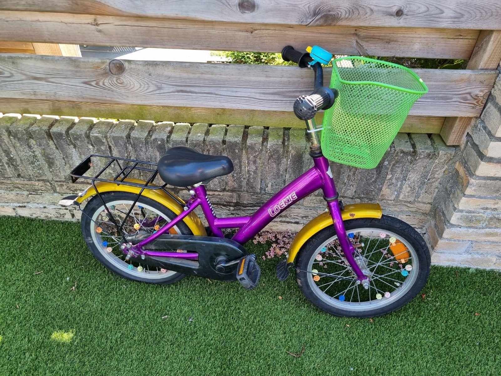 Loekie Kinderfiets 16 inch - Paars met Mandje, Ophalen, Gebruikt, 16 tot 20 inch