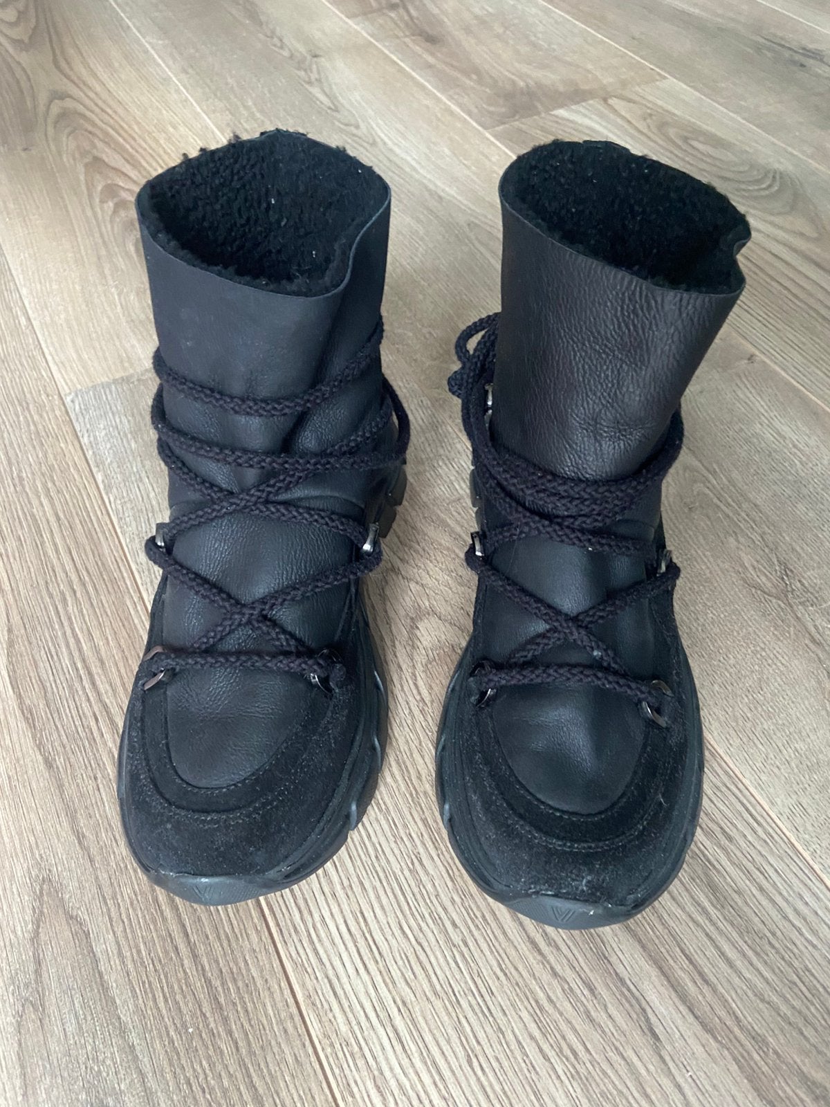 Via vai hoge sneakers maat 39, Zwart, Ophalen of Verzenden, Sneakers of Gympen, Zo goed als nieuw