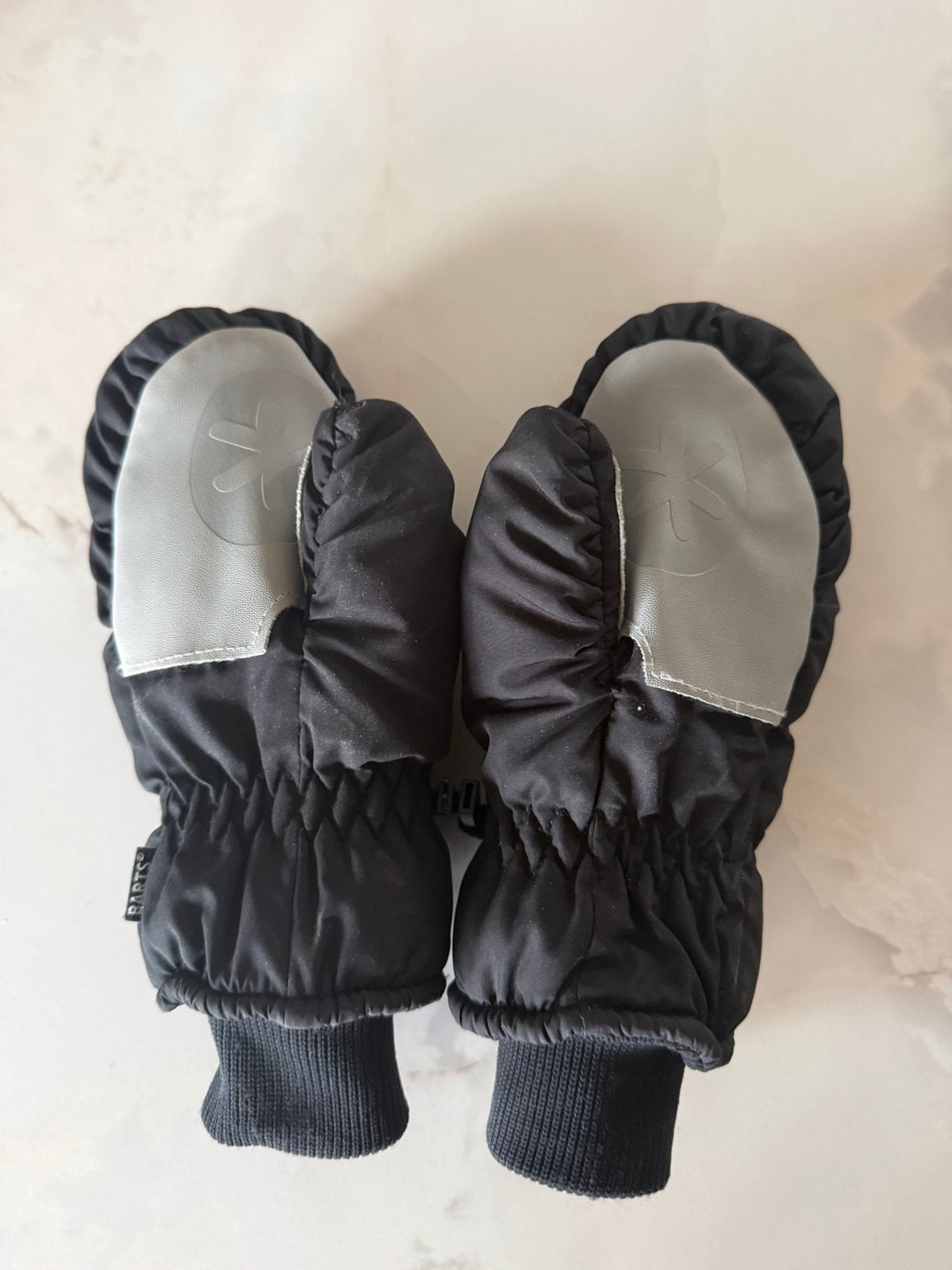 Barts Kinderhandschoenen - Zwart - Zo goed als nieuw, Jongen of Meisje, Ophalen of Verzenden, Zo goed als nieuw, 104 of kleiner