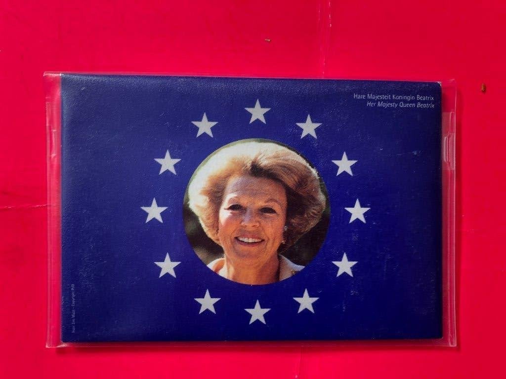 muntset Nederland millennium jaar 2000             €5,=, Verzenden, Koningin Beatrix, Overige waardes, Setje