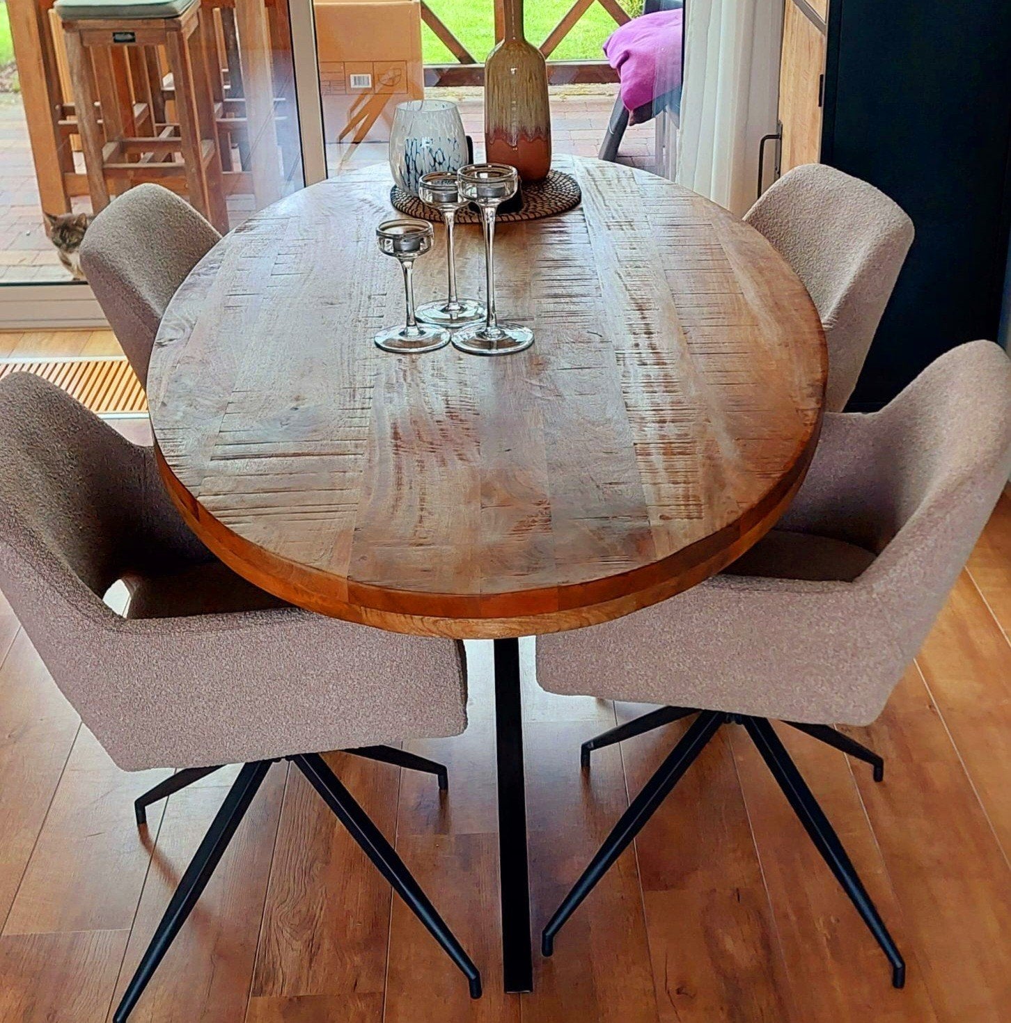 Eettafel ovaal mango hout (180 x 100), Ophalen, 50 tot 100 cm, Zo goed als nieuw, 150 tot 200 cm