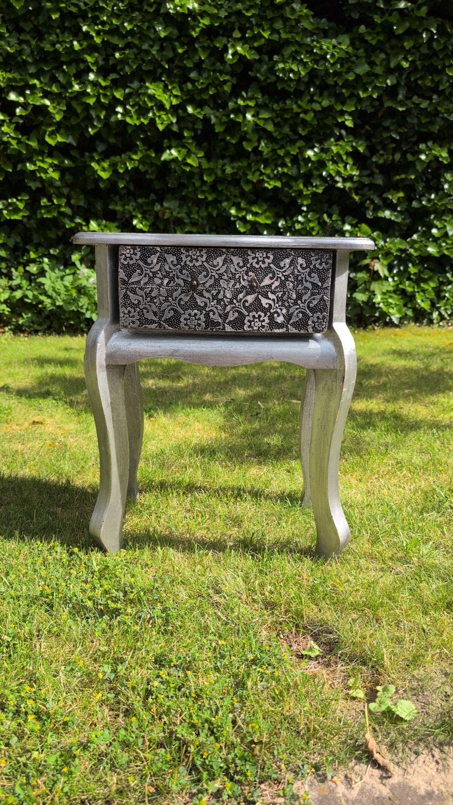 Decoratief bijzettafeltje met lade - Zilver/Zwart, Huis en Inrichting, Tafels | Bijzettafels, 45 tot 60 cm, Minder dan 55 cm, Gebruikt
