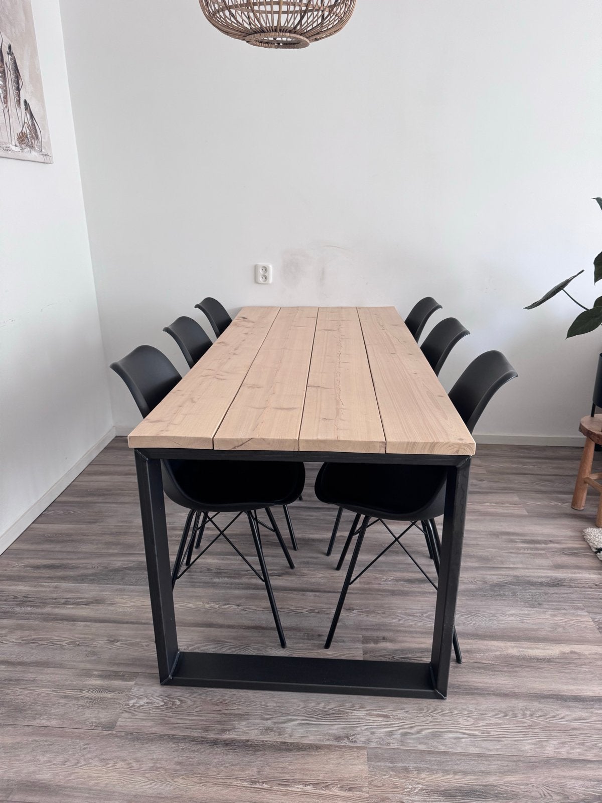 Steigerhouten eettafel met metalen onderstel (180x80x76 cm), Gebruikt, 150 tot 200 cm, Vier personen, Rechthoekig