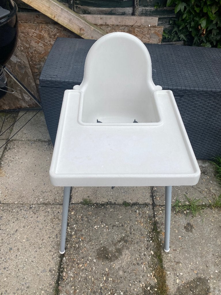 Ikea kinderstoel, Kinderen en Baby's, Kinderstoelen, Ophalen, Zo goed als nieuw, Meegroeistoel, Gordel(s)