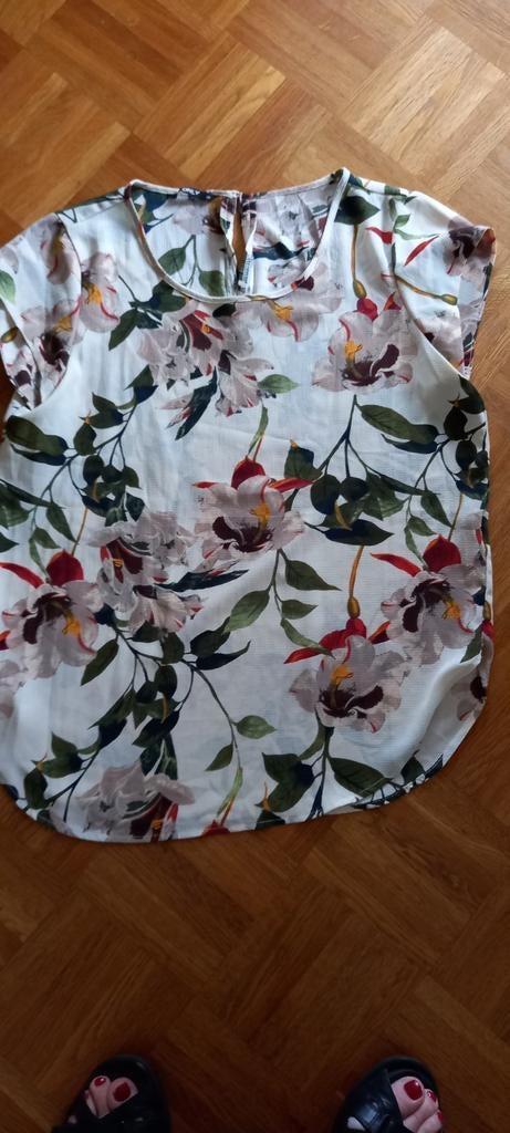 Blouse met leuk patroon, Ophalen of Verzenden, Gedragen, Maat 38/40 (M), Korte mouw