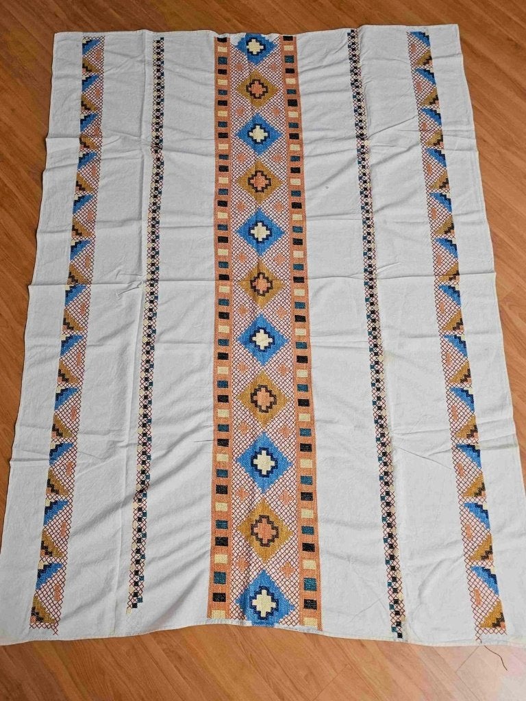 Tafelkleed traditionele vormen 197/147 cm, Djt@dejuistetoon.eu, Ophalen of Verzenden, Zo goed als nieuw, Mon Plaisir 19, Etten-Leur, Netherlands