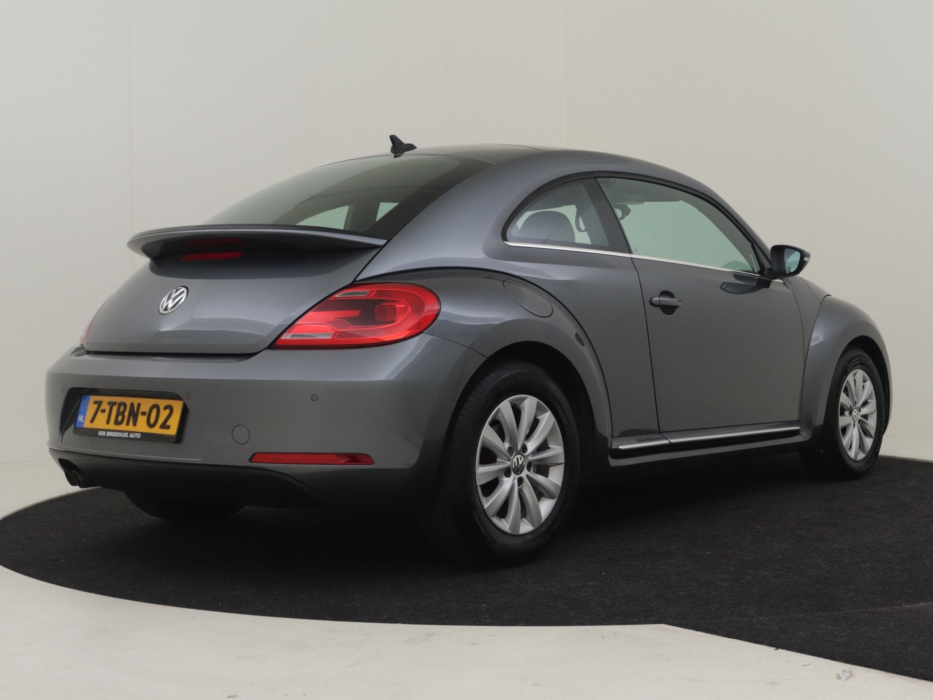 Volkswagen Beetle 1.4 TSI Design 160pk DSG/AUTO, Gebruikt, 4 cilinders, Origineel Nederlands, Bedrijf