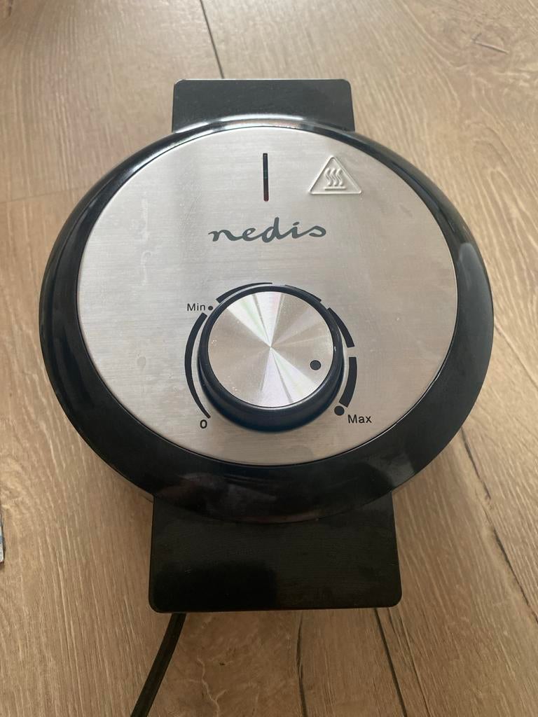 Nedis Wafelijzer - Hartvormige wafels, Witgoed en Apparatuur, Wafelijzers, Zo goed als nieuw, Ophalen