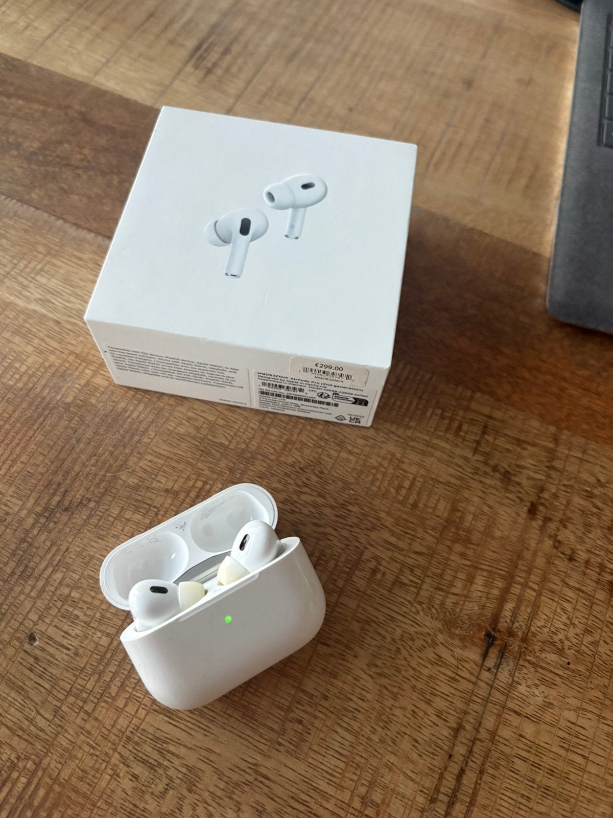 AirPods Pro 2 – Right Ear Sensor Issue – Sound Works, Gebruikt, In gehoorgang (in-ear), Ophalen of Verzenden, Apple