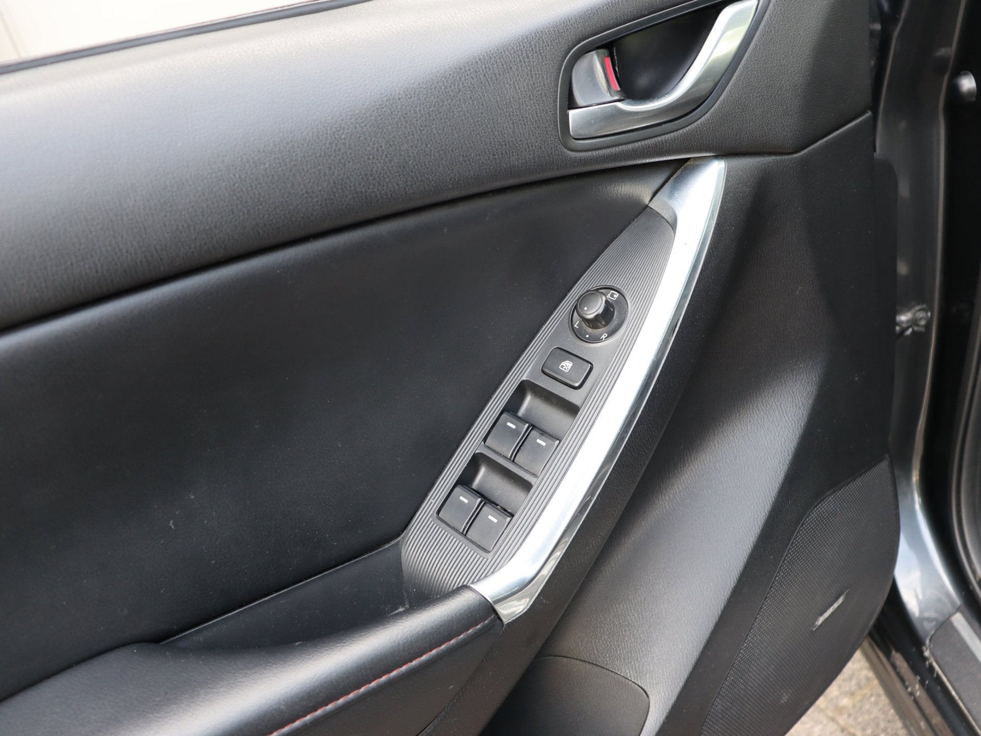 Foto 16 van Mazda CX-5 2.2d SkyActiv-D 150 TS 4WD navi LEER airco