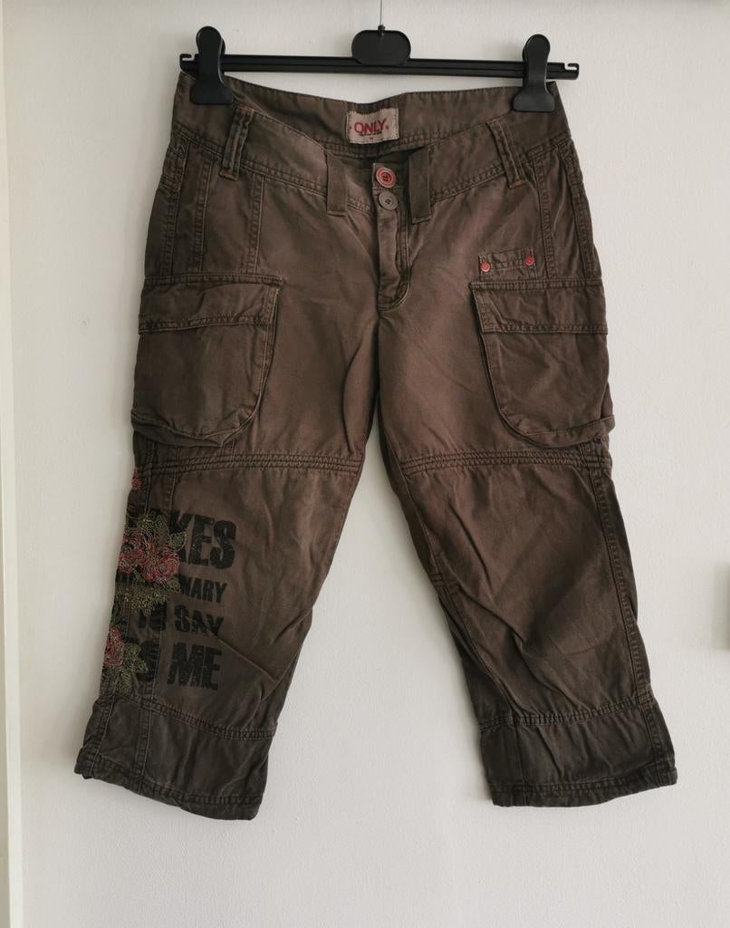 ONLY de Luxe knickers met borduursel mt. 40, Kleding | Dames, Spijkerbroeken en Jeans, Verzenden, Nieuw, W30 - W32 (confectie 38/40)
