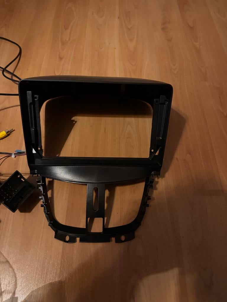 Peugeot 207 Carplay kabels en frame, Auto diversen, Autoradio's, Ophalen of Verzenden, Zo goed als nieuw