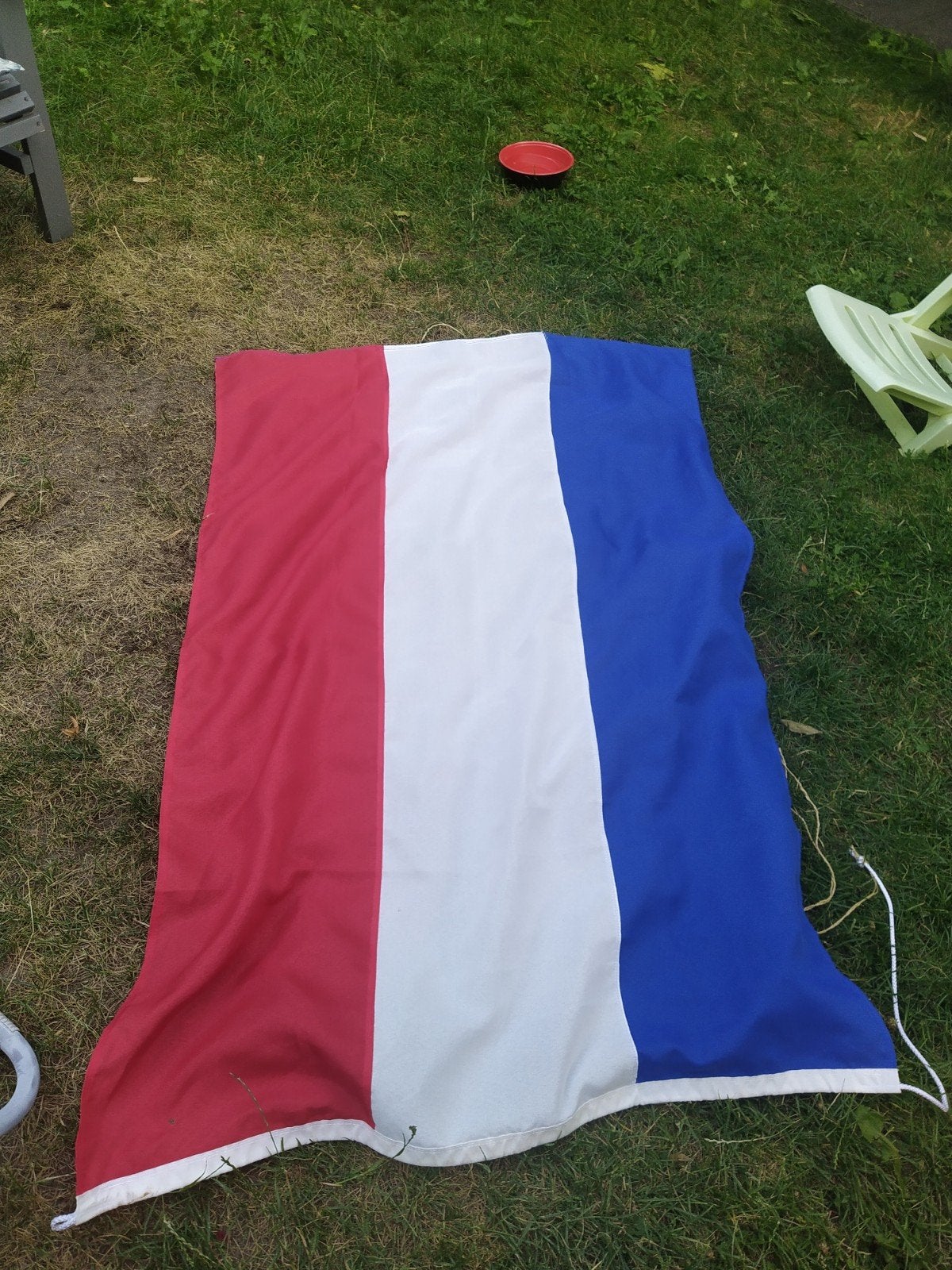 Vlag en vlaggenstok, Ophalen