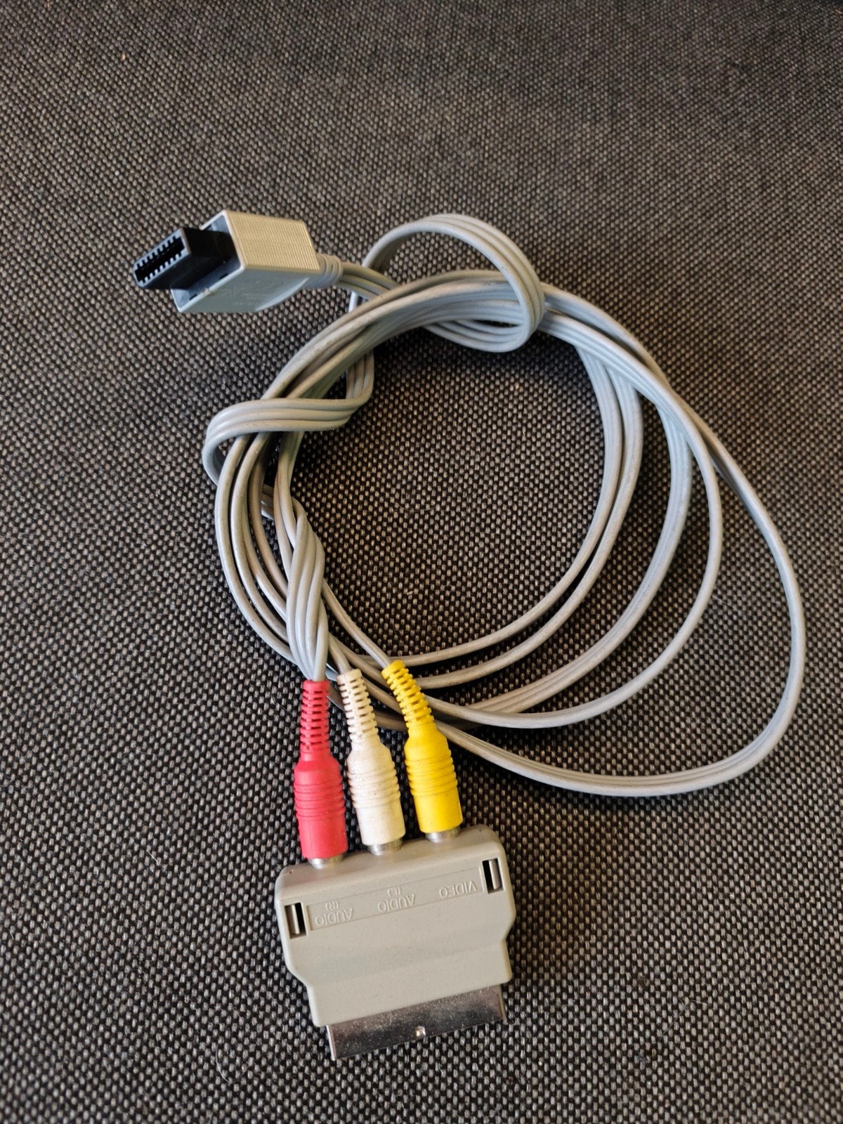AV-kabel met Scart-adapter voor Nintendo consoles, Ophalen of Verzenden, Gebruikt, Wii