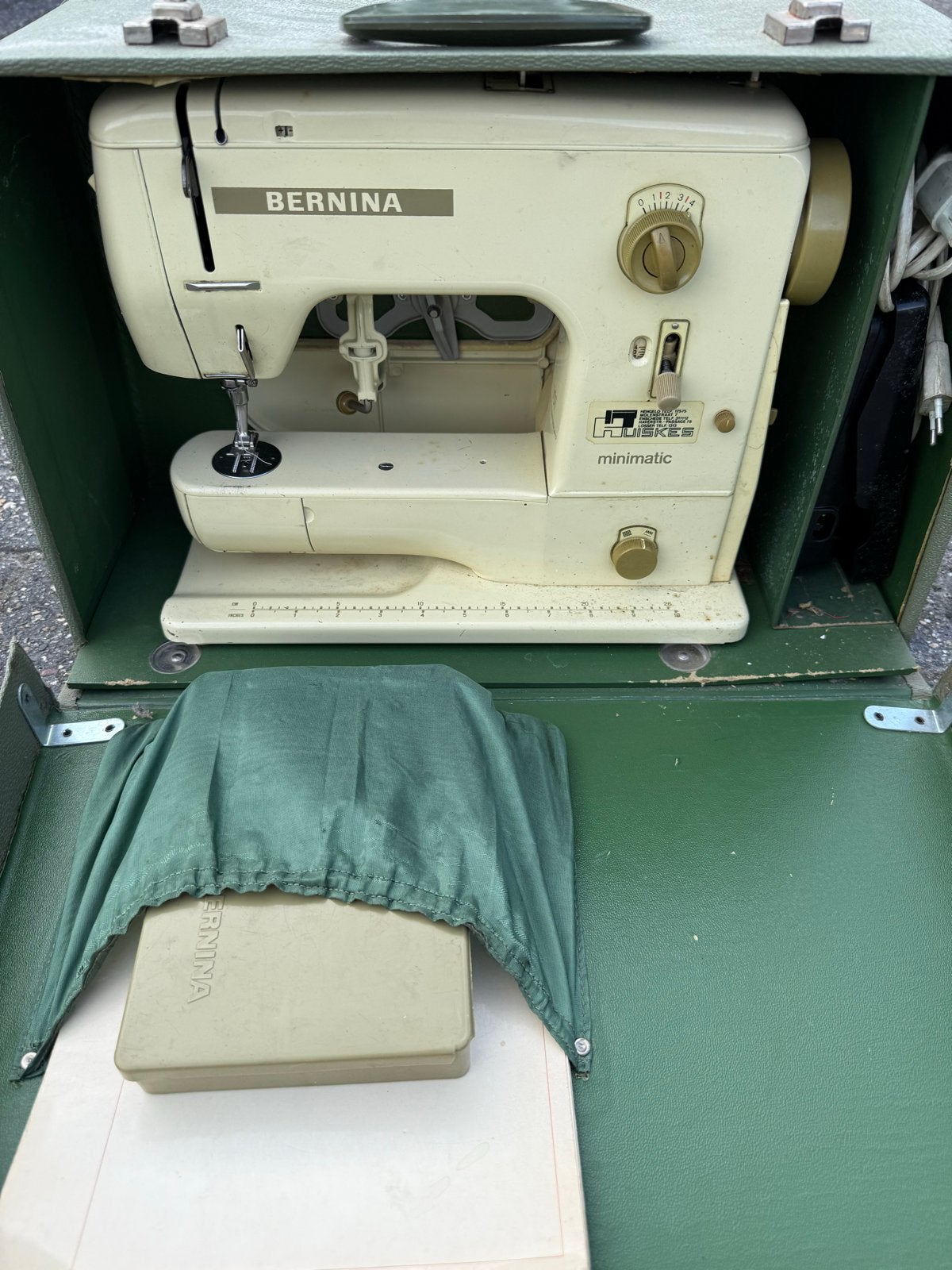 Bernina Minimatic Naaimachine in Koffer - Vintage, Ophalen, Gebruikt, Naaimachine, Bernina