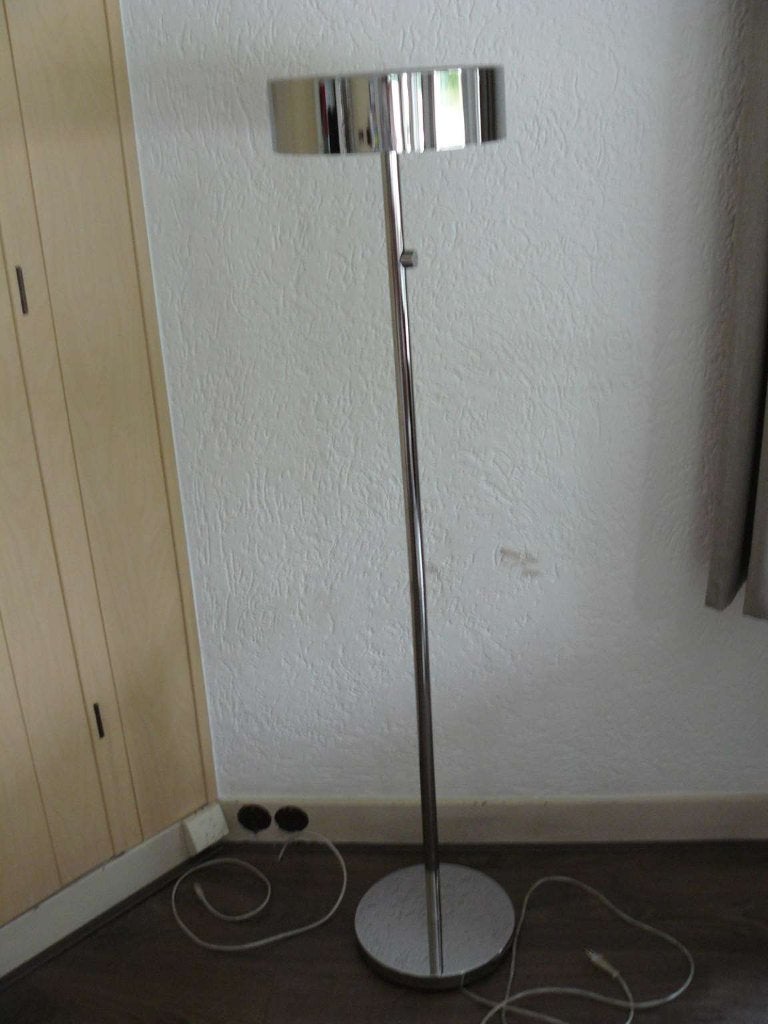 Zilverkleurige staande lamp., Ophalen, Zo goed als nieuw, Metaal, 150 tot 200 cm