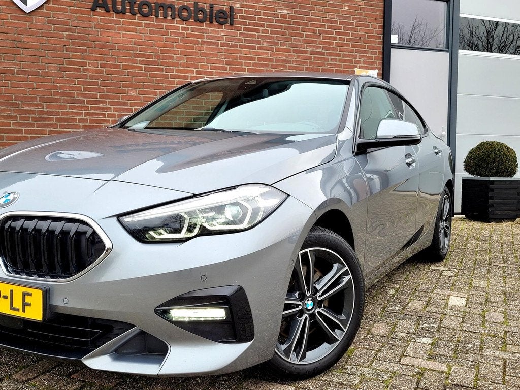 BMW 2-serie Gran Coupé 218i Sport-Line Camera, HiFi, Tr.haa, Auto's, BMW, 136 pk, Gebruikt, 1350 kg, Bedrijf