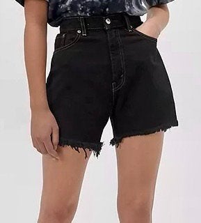Levi’s 501 vintage black denim shorts / zwarte spijkerbroek, Ophalen of Verzenden, Zo goed als nieuw, Zwart, W27 (confectie 34) of kleiner