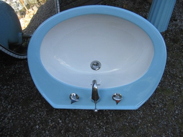 Blauwe vintage wastafel op zuil, handdoekstang en planchet, Ophalen