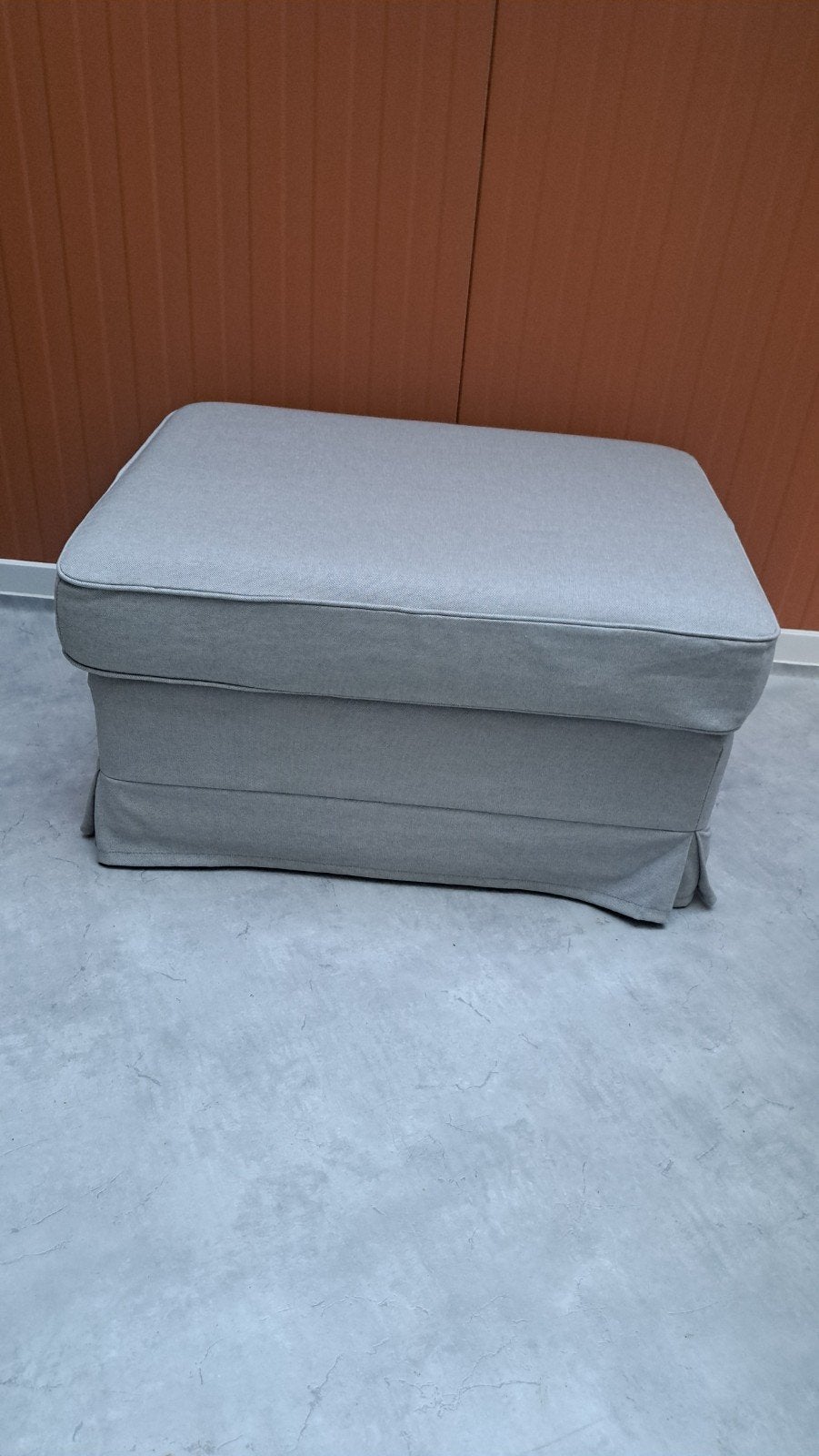 Ikea Ektorp poef grijs met nieuwe hoes, Ophalen, 75 tot 100 cm, Zo goed als nieuw, Stof