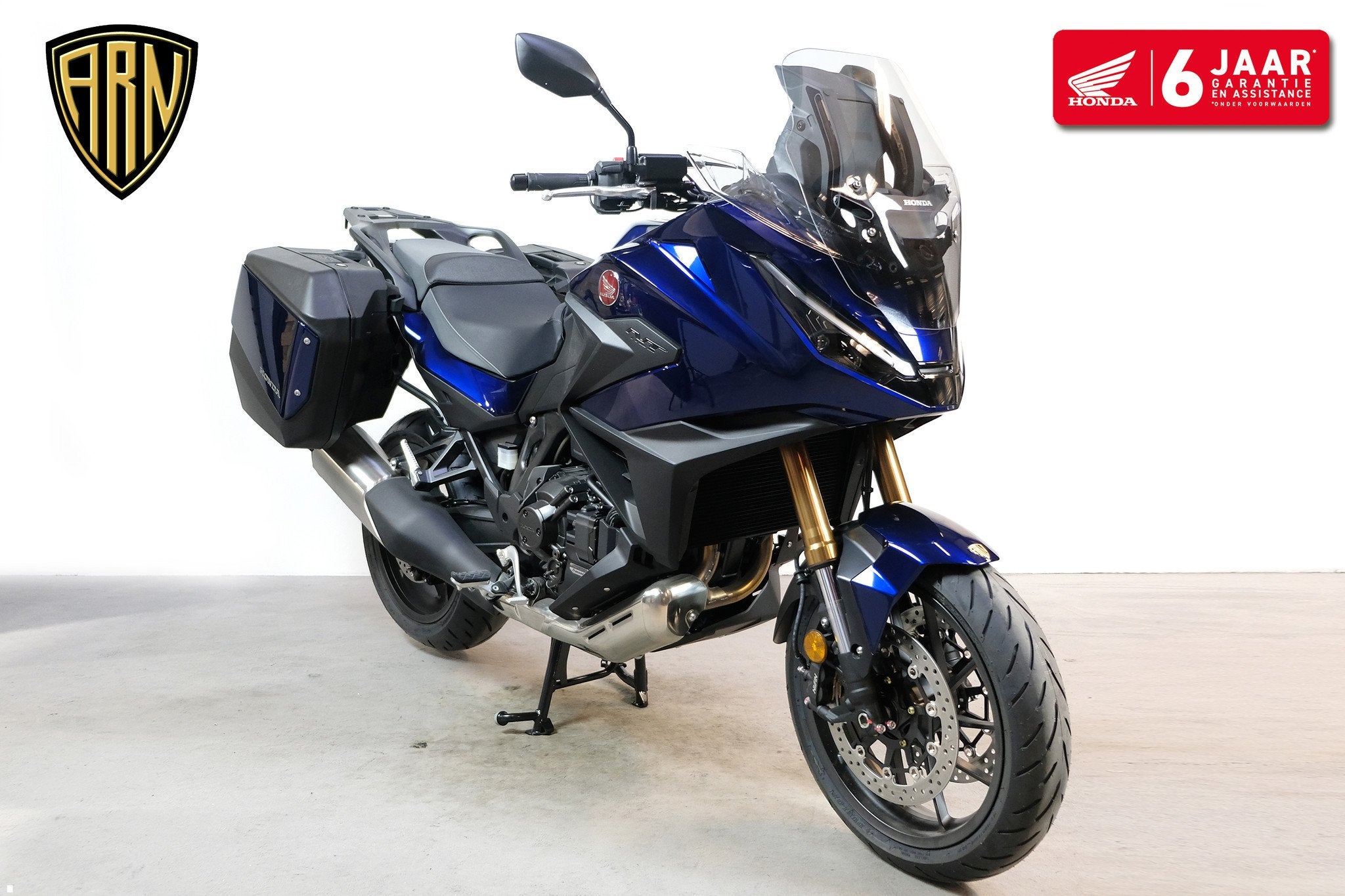 Honda NT 1100 DCT ES (bj 2026), Bedrijf, Handvatverwarming, Toermotor