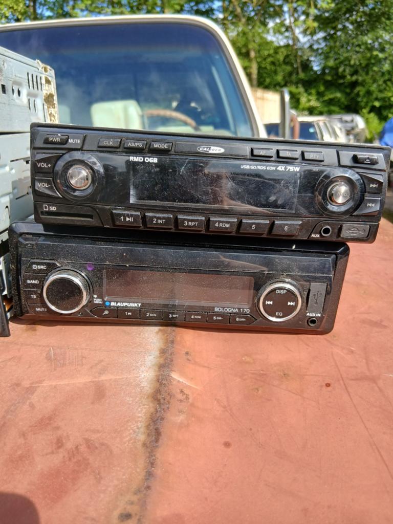 Partij radio's, Ophalen