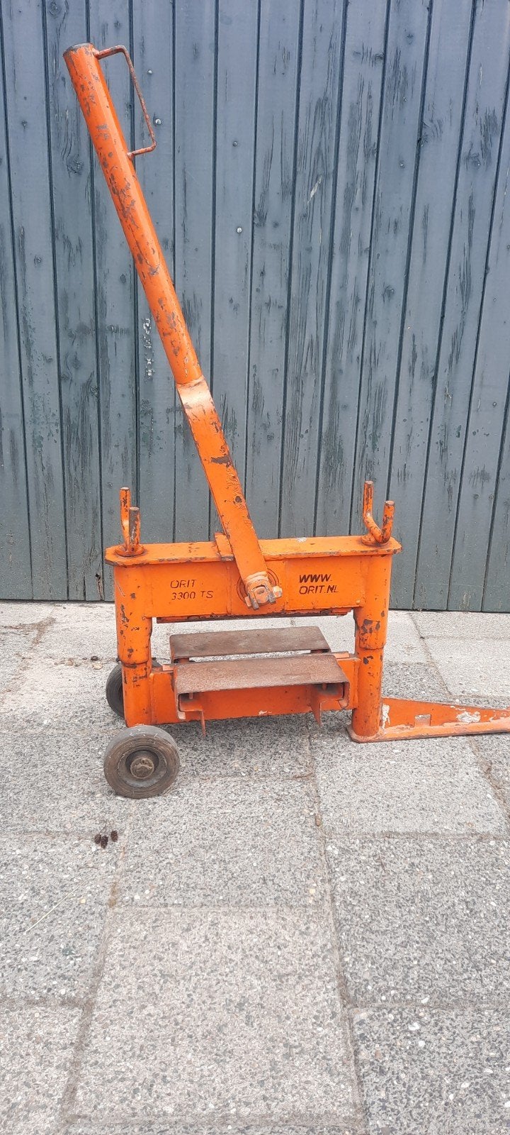 Steenknipper orit 3300., Ophalen