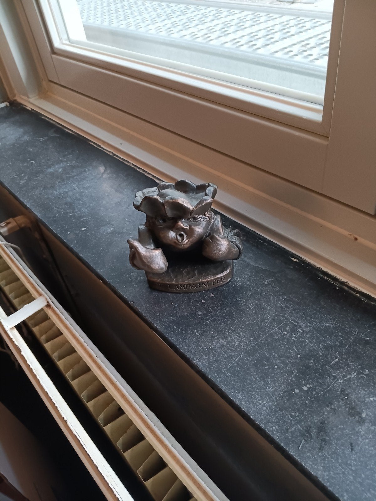 Bronzen beeldje 'De Lampegast' - Carnaval Eindhoven, Overige onderwerpen, Minder dan 20 cm, Ophalen of Verzenden, Beeld