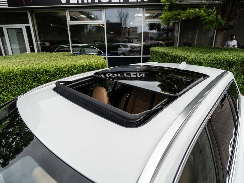 Volvo V60 2.0 T5 INSCRIPTION | PANORAMA | HOUT INLEG | MEMOR, Auto's, Volvo, 15 km/l, 4 cilinders, 1969 cc, Wit