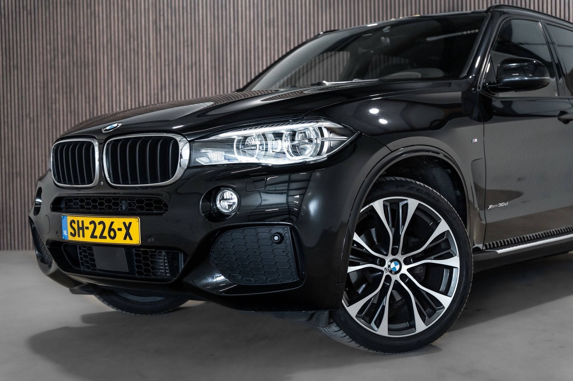 BMW X5 XDrive30d High Executive 7p. Pano Leder Camera Led, Auto's, Automaat, Dealer onderhouden, Gebruikt, 2993 cc