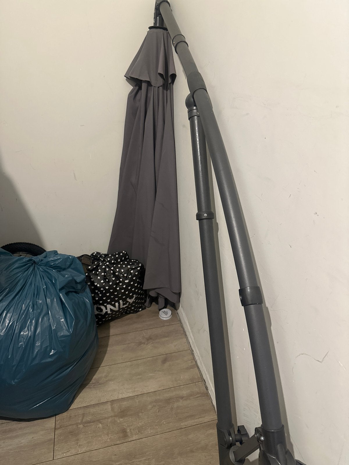 Zonneparasol - Ideaal voor tuin of balkon, Ophalen of Verzenden, Gebruikt, 1 tot 2 meter, Overige typen
