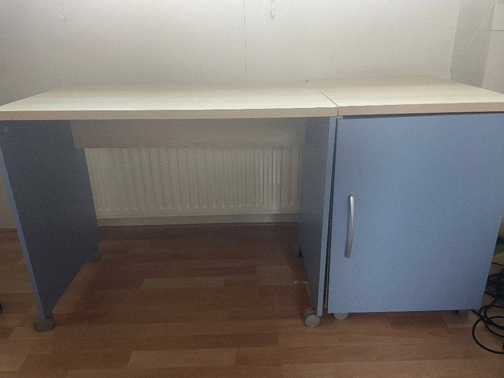 Bureau en eventueel kastje in zelfde stijl, Ophalen, Gebruikt, Bureau-kast combinatie