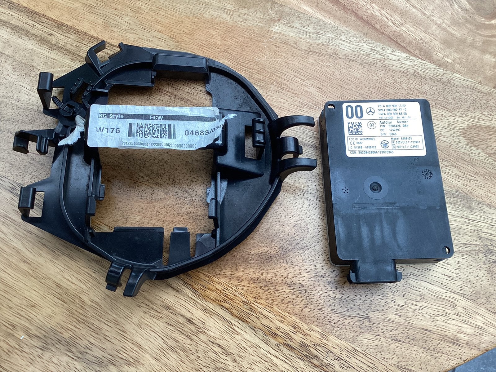 Mercedes A,B,CLA,C radarsensor met houder A0009051302, Auto-onderdelen, Ophalen of Verzenden, Nieuw, Mercedes-Benz