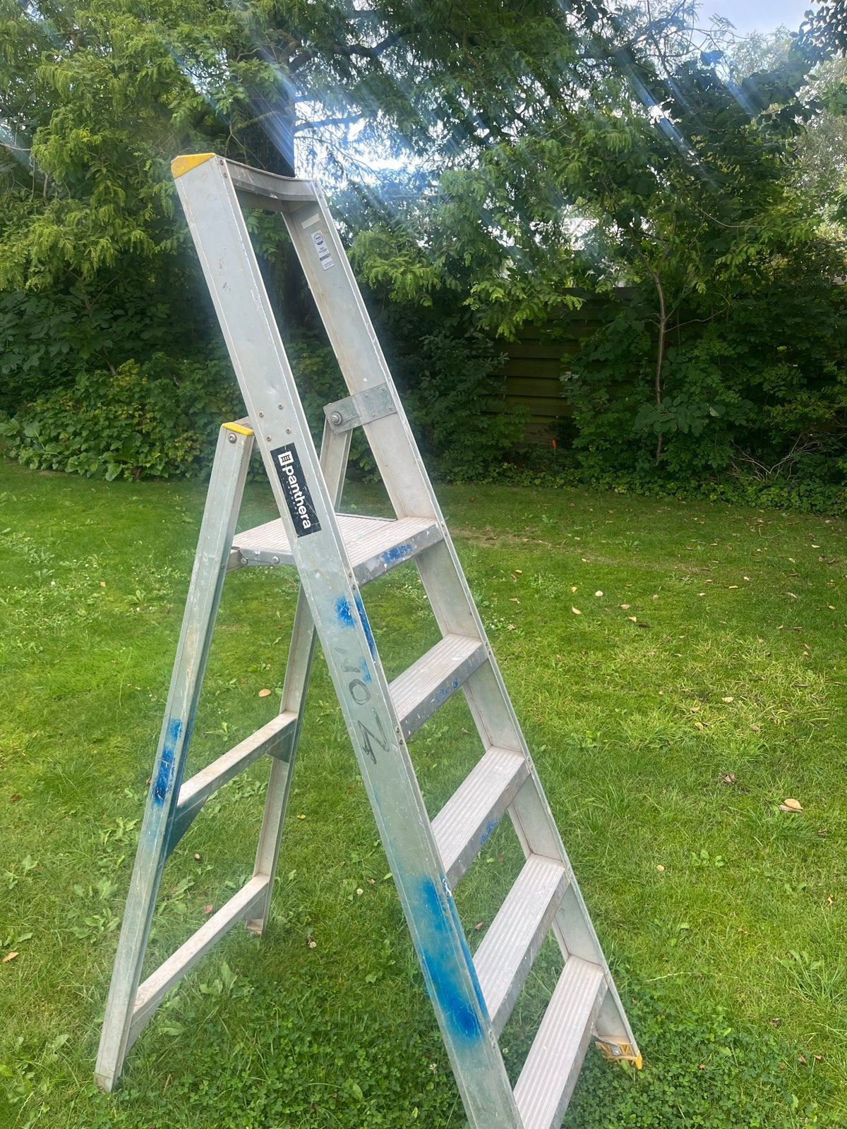Huishoudtrap industrietrap Panthera bordestrap trap 5 treden, Doe-het-zelf en Verbouw, Ladders en Trappen, Ophalen, Gebruikt, Trap