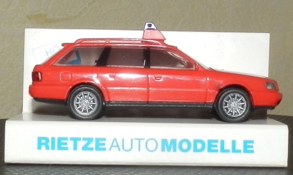 Rietze 1/87 Audi A6 Avant ( Feuerwehr ) brandweer nr 50662, Verzamelen, Merken en Reclamevoorwerpen, Ophalen of Verzenden, Nieuw