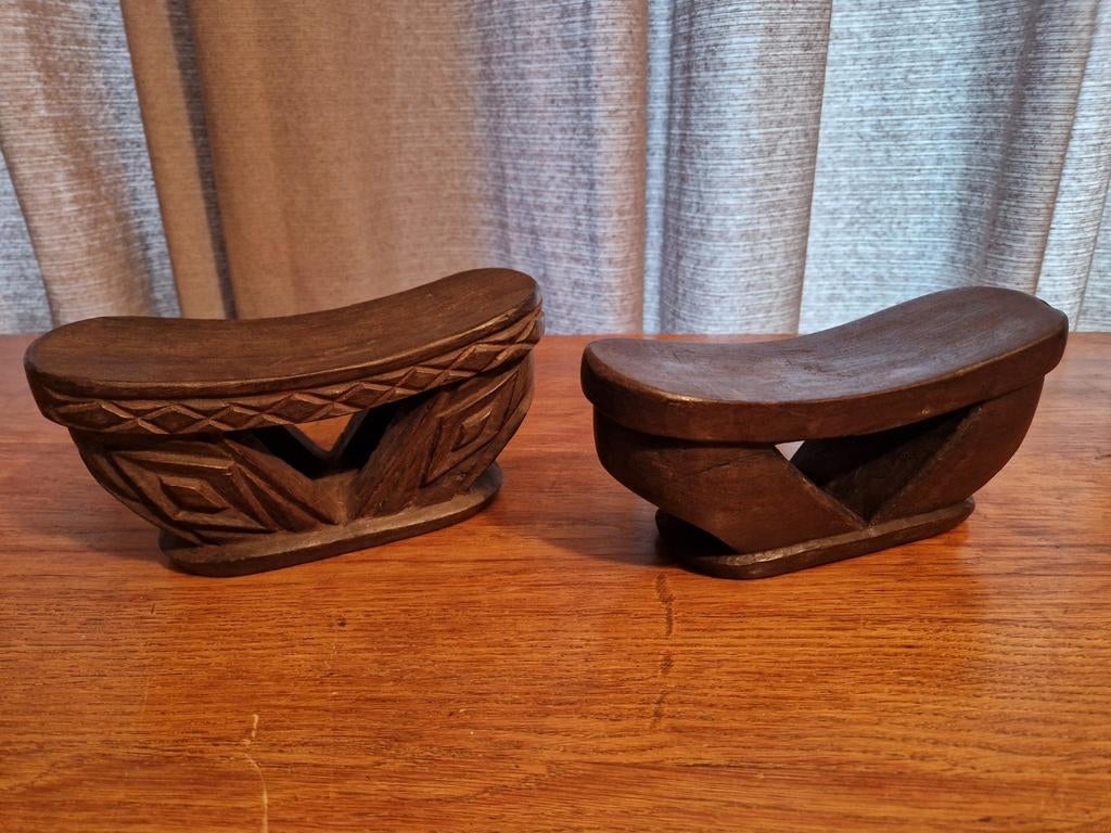 2X neksteun, 22 x 7 x 9 cm, Ophalen of Verzenden