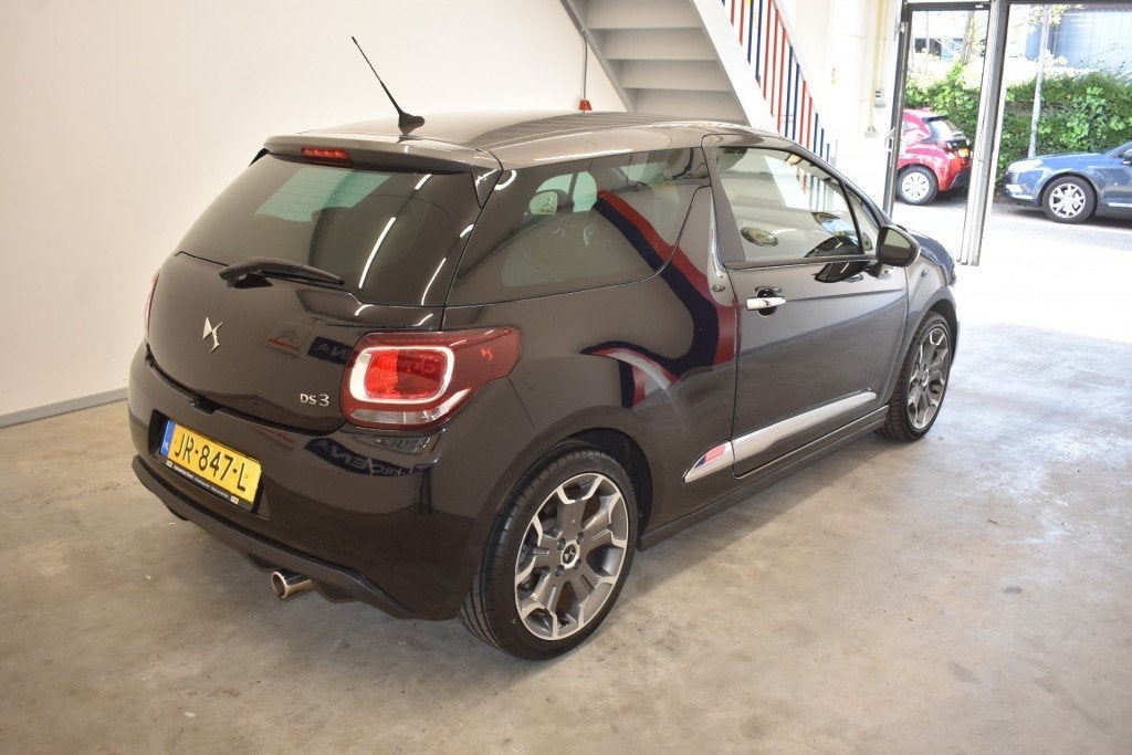 Ds DS 3 1.2 PureTech Automaat So Chic 27.000 Km. 110 Pk., Auto's, Gebruikt, 1199 cc, Met garantie (alle), Origineel Nederlands