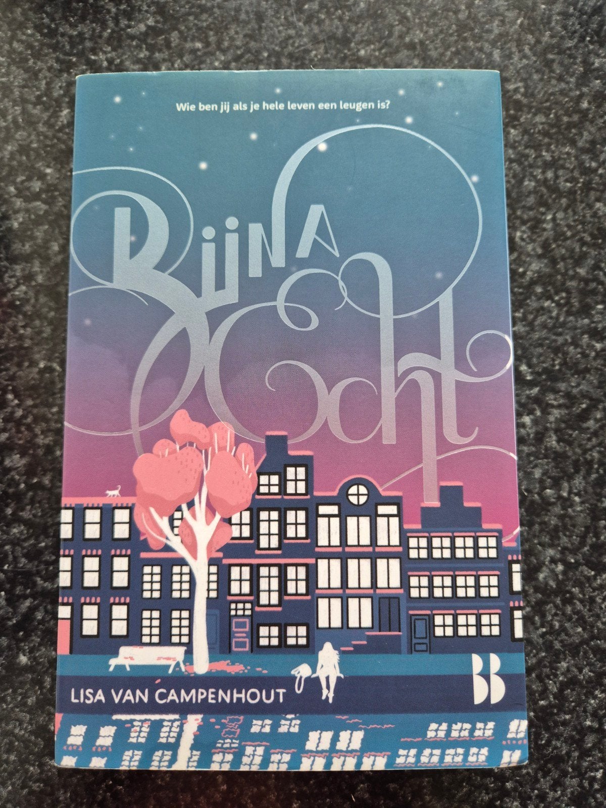 Lisa van Campenhout - Bijna echt, Ophalen of Verzenden, Zo goed als nieuw, Lisa van Campenhout
