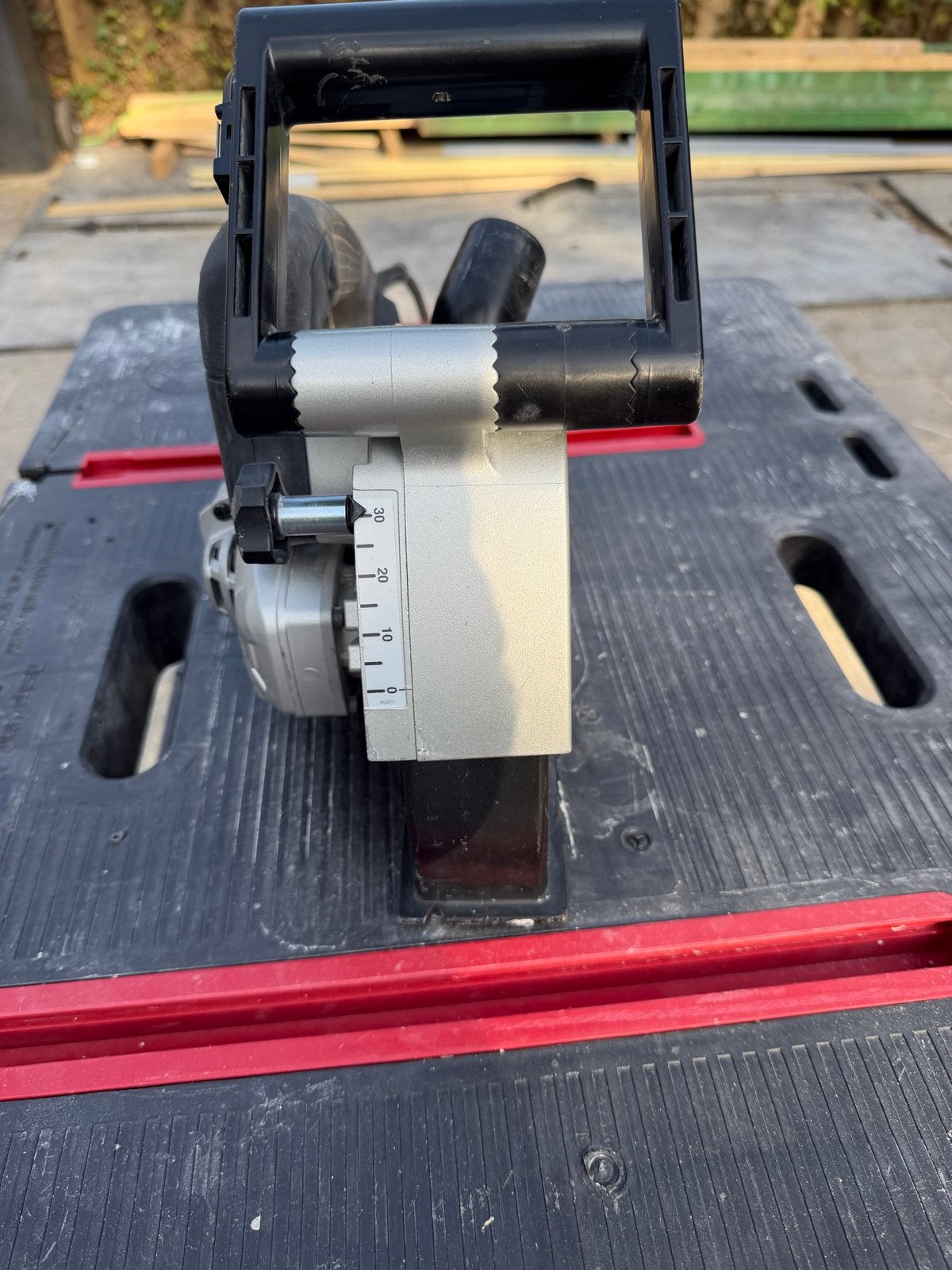 Foto 5 van Makita SG1251J Muurfrees - nieuw gekocht op 08-05-26 met bon