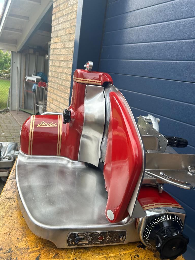 Berkel 834 snijmachine in absolute perfecte staat !!!, Ophalen, Zo goed als nieuw
