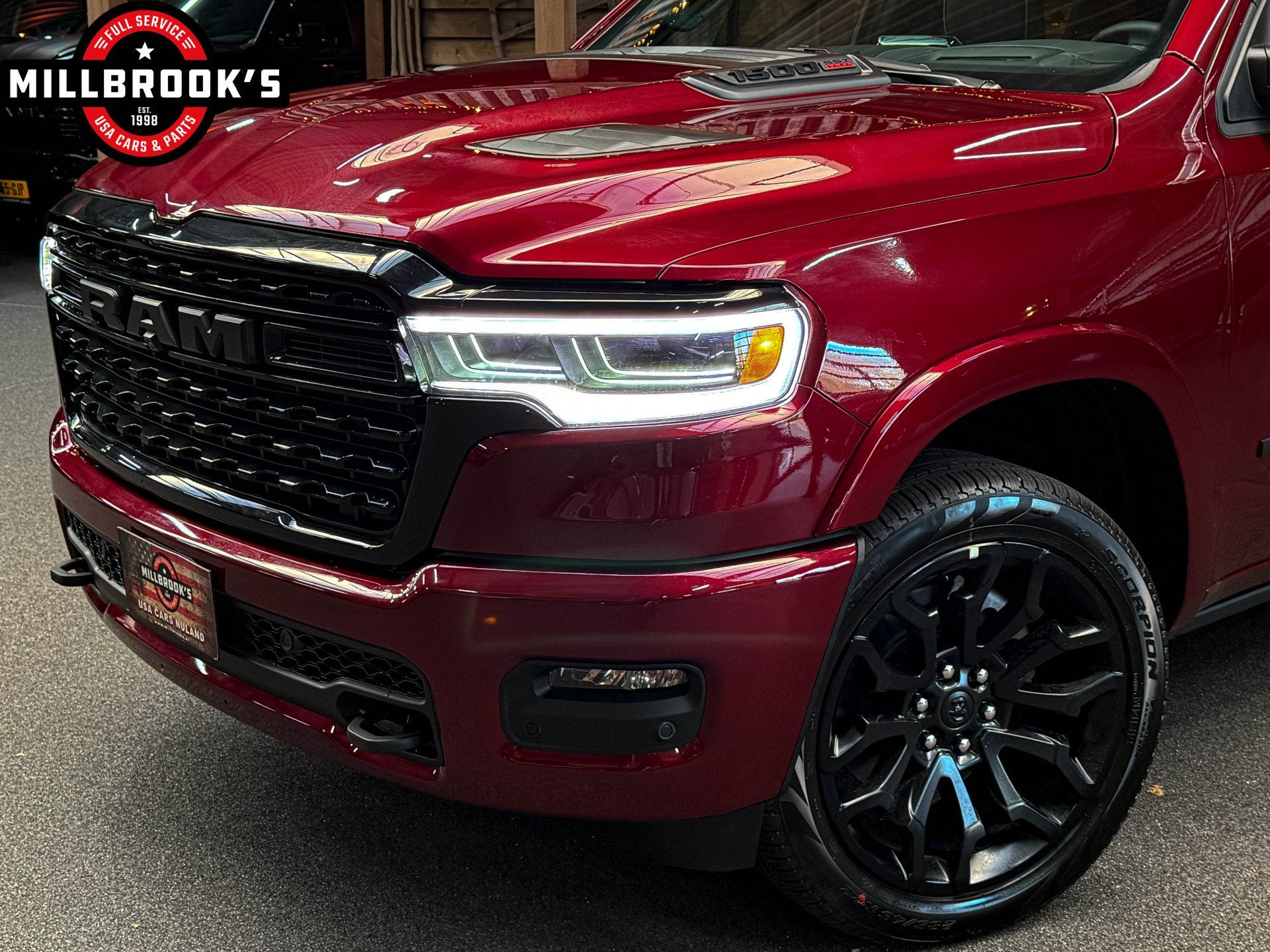 Dodge Ram 1500 Limited H/O 540PK wide body BPM VRIJ, Stoel m, Auto's, Automaat, Zwart, Leder, Bedrijf