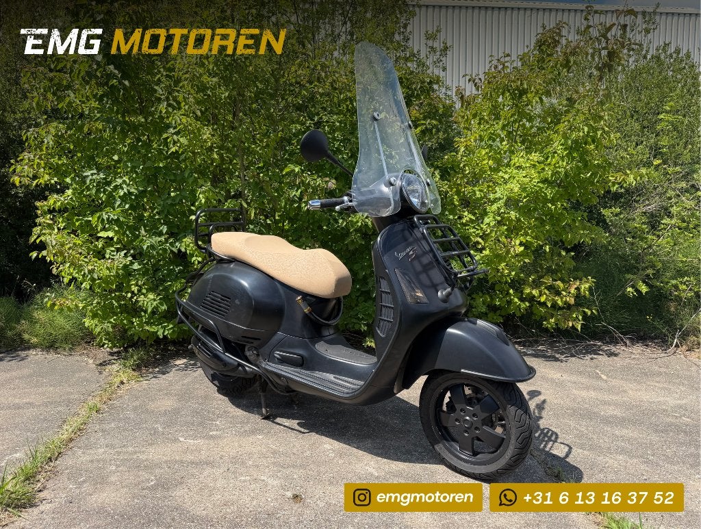 Vespa GTS 300 Super 20.000 km Onderhoudhistorie | Grotebeurt, Scooter, Occasion, Bedrijf, Minimaal motorrijbewijs A2