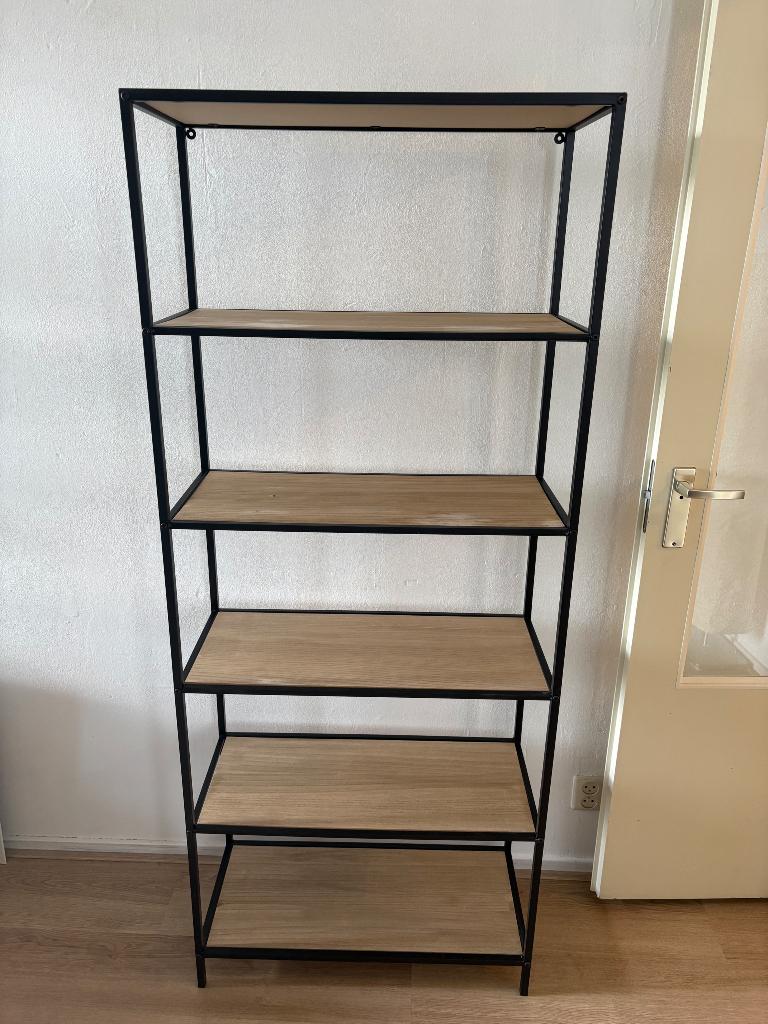 Boekenkast of Stellingkast, Ophalen, Gebruikt